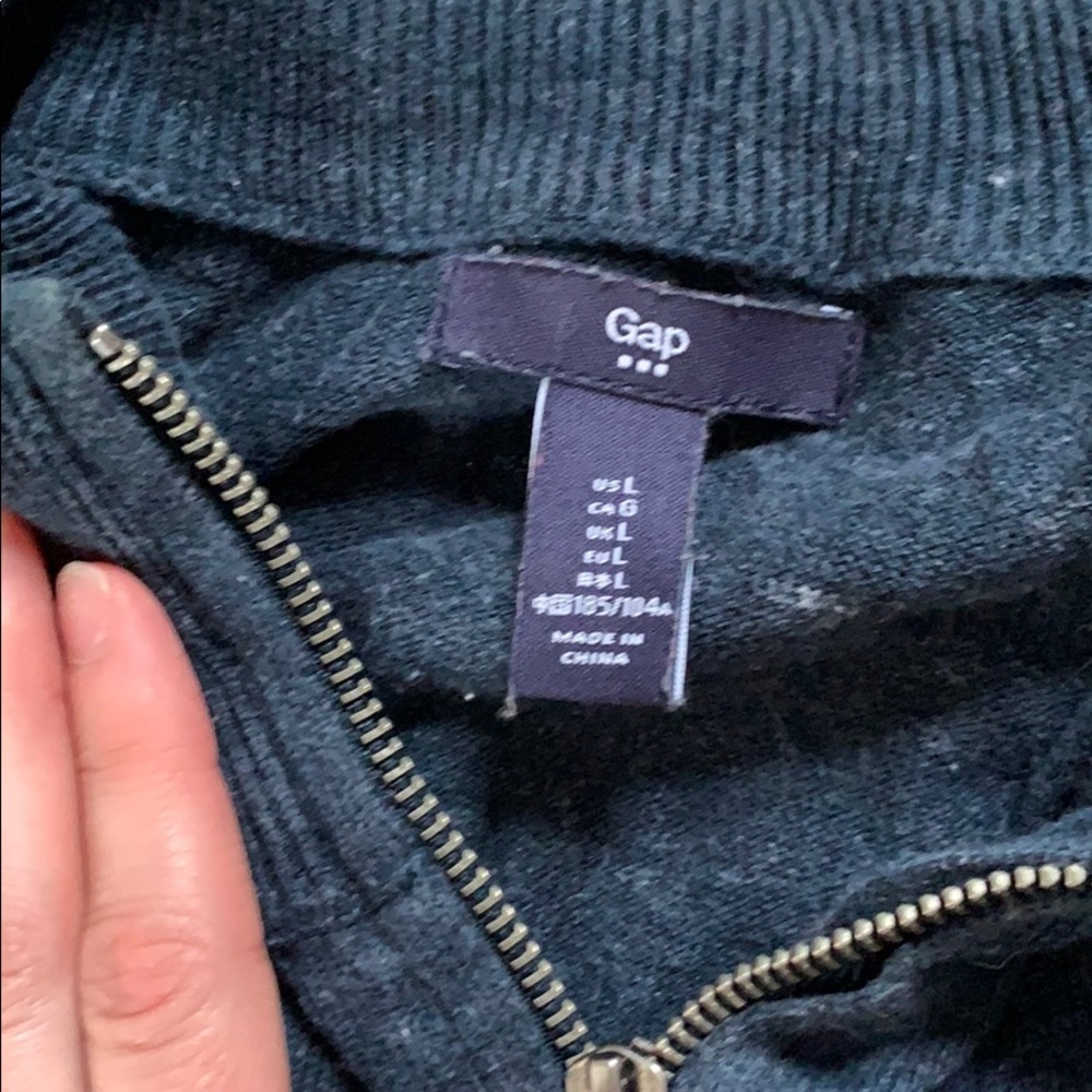 Men’s GAP zip up sweater - Picture 2 of 4